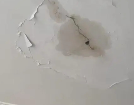 庆云阳台漏水维修公司分享下屋面防水工程质量问题原因分析